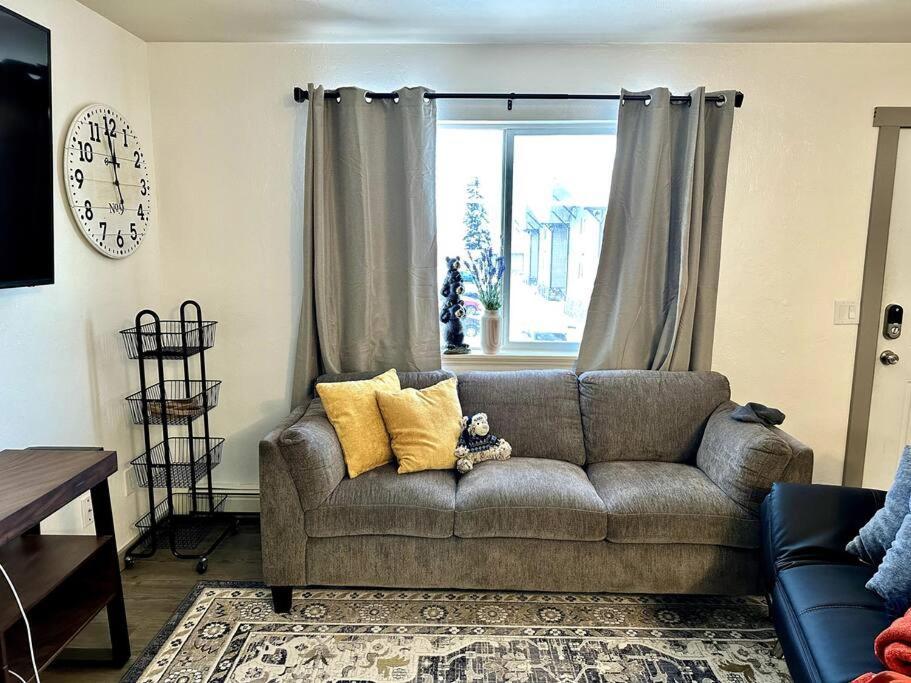 Comfortable 2Br Apt Central Fairbanks Ngoại thất bức ảnh